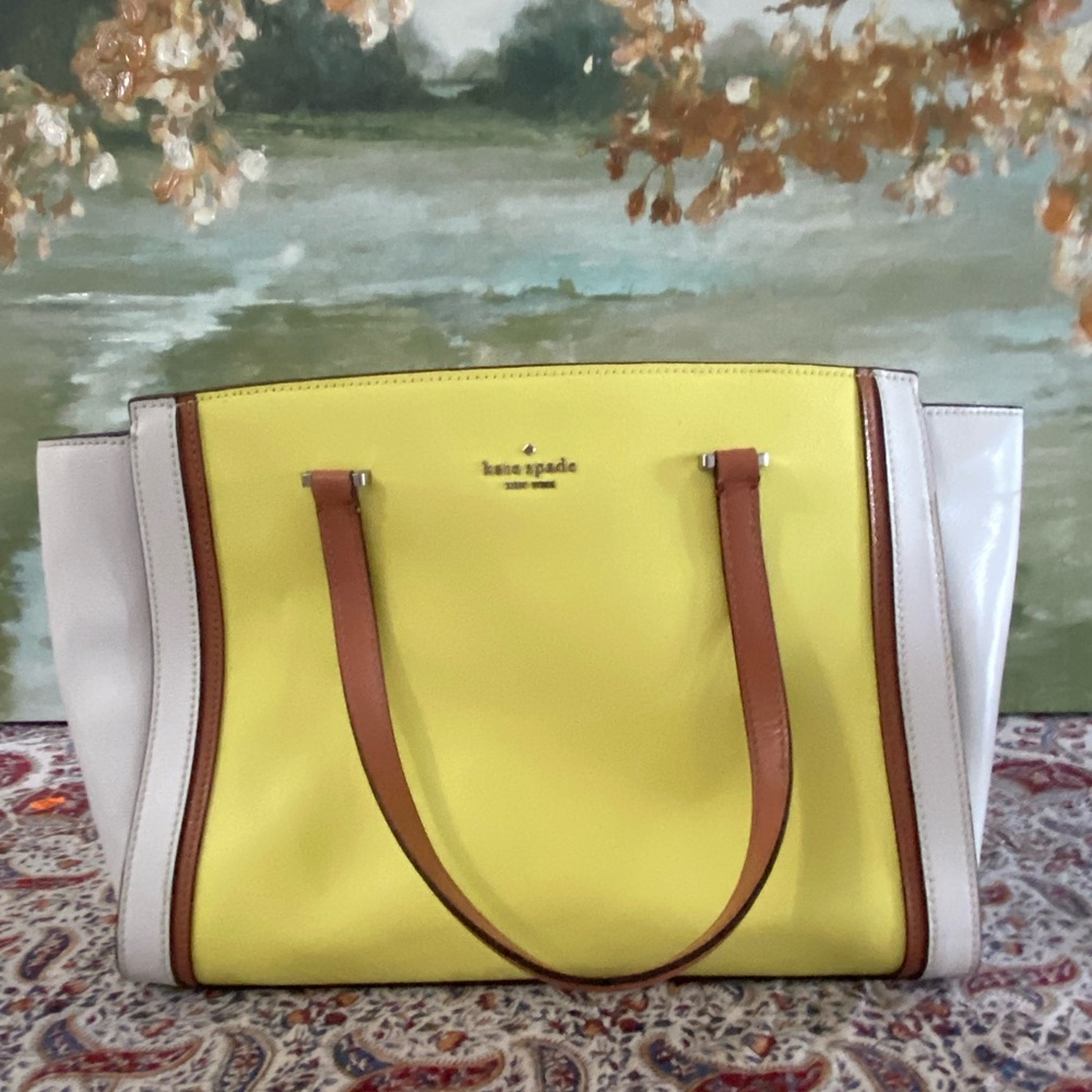 Kate Spade Purse *Read Description*